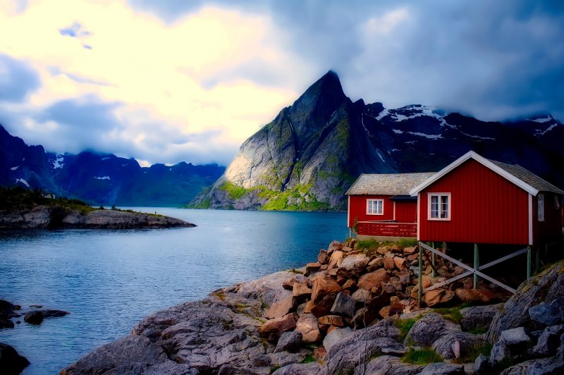 Дом на фьорде в Норвегии