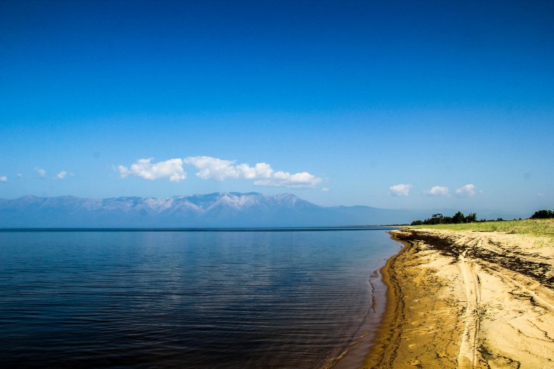 Озеро большая Ангара Тункинская Долина