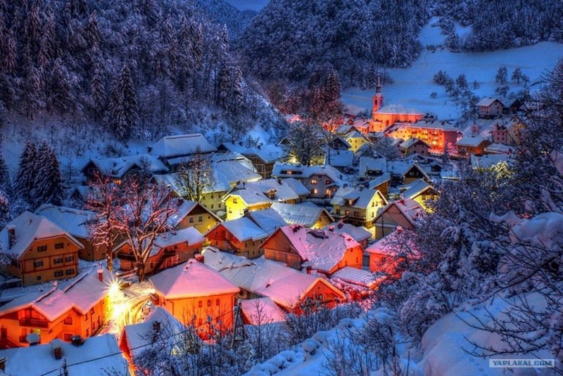 Деревня Шварценберг Швейцария зимой