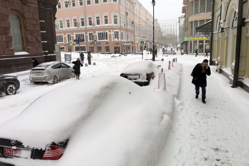 Москву завалило снегом