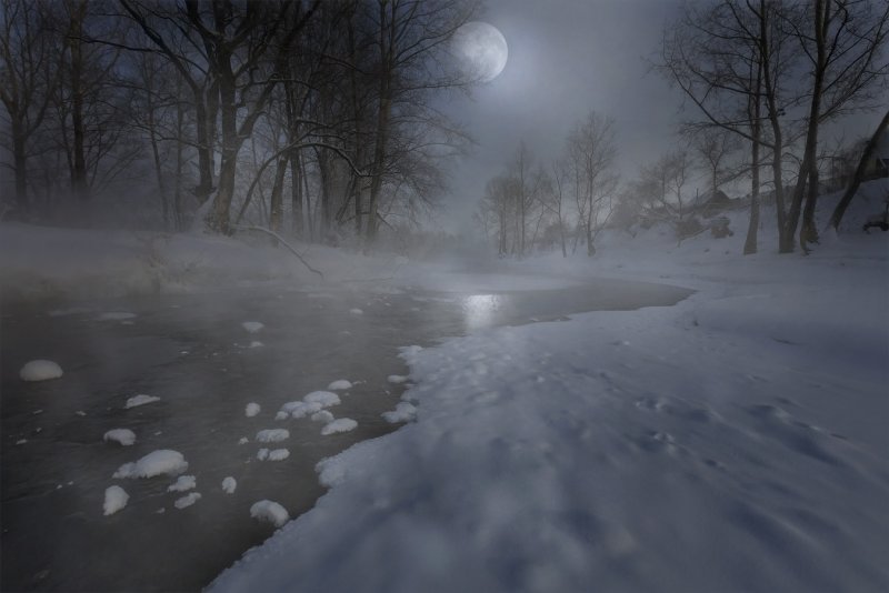Плотный туман ночью зимой