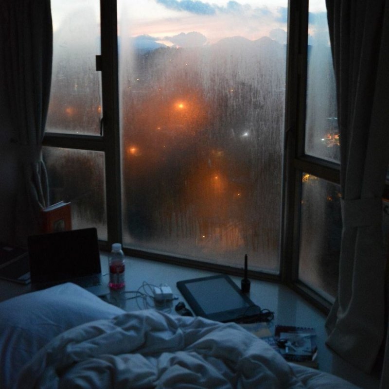 Ночь окно дождь кровать