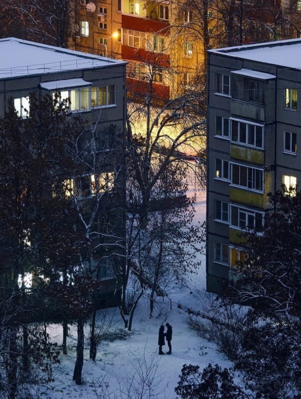 Многоэтажные дома зимой