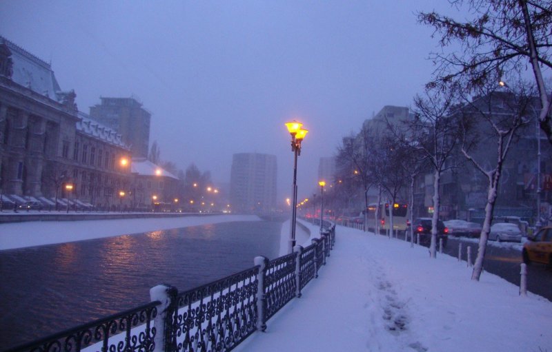 Москва зима ночь