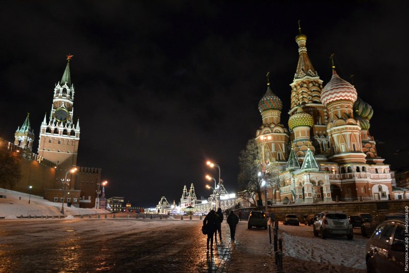 Ночная Москва зимой