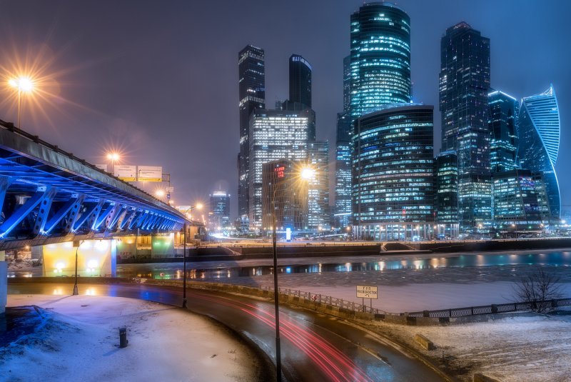 Москва снег МГУ