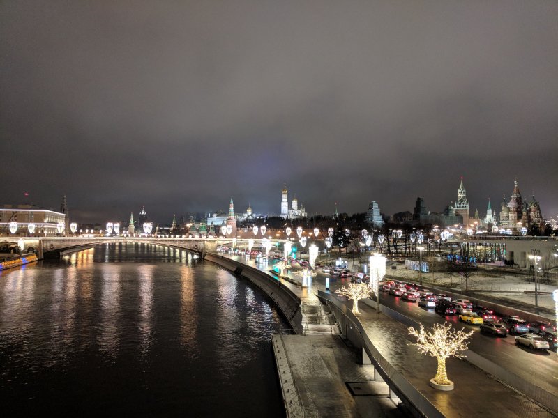 Зарядье Москва ночью