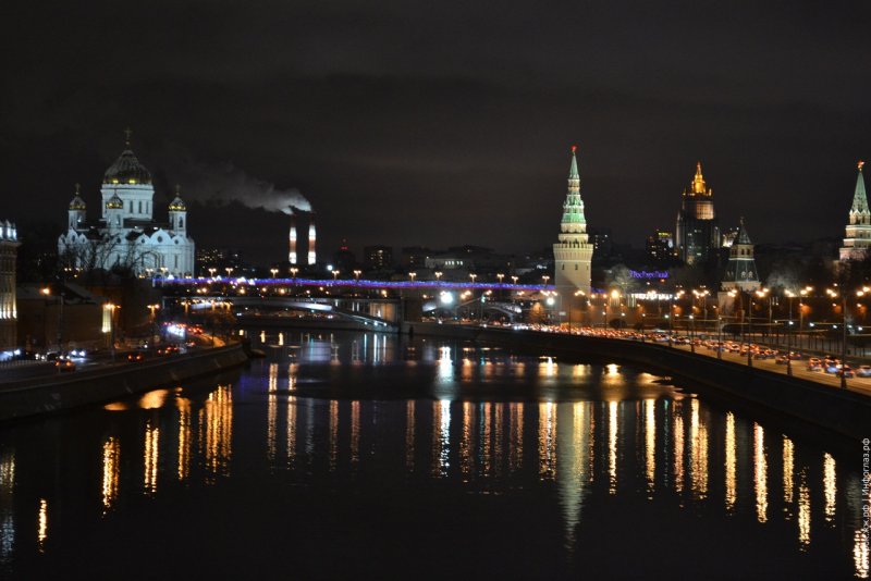Вечерняя Москва ГУМ