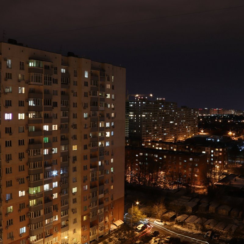 Ночной Краснодар вид из окна многоэтажки