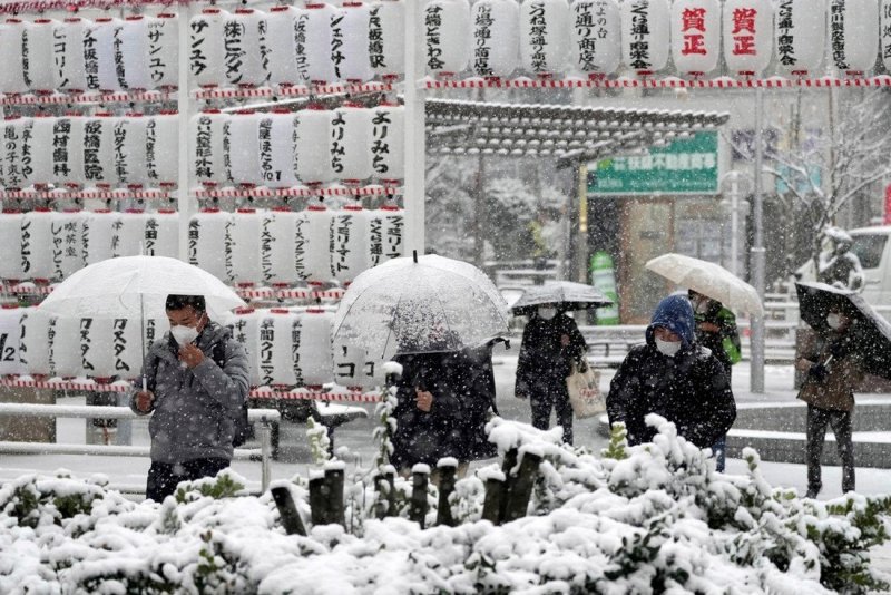 Снежные заносы в Японии