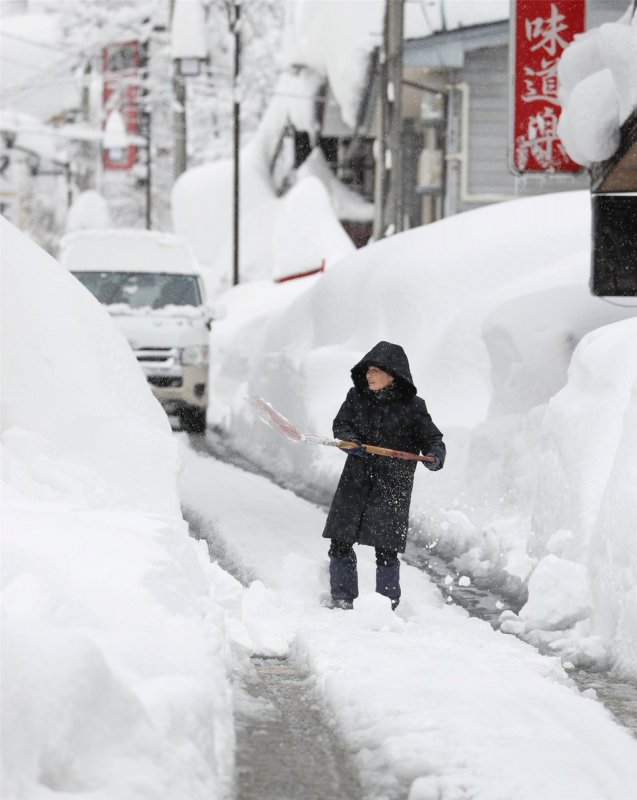 Зима в Японии люди