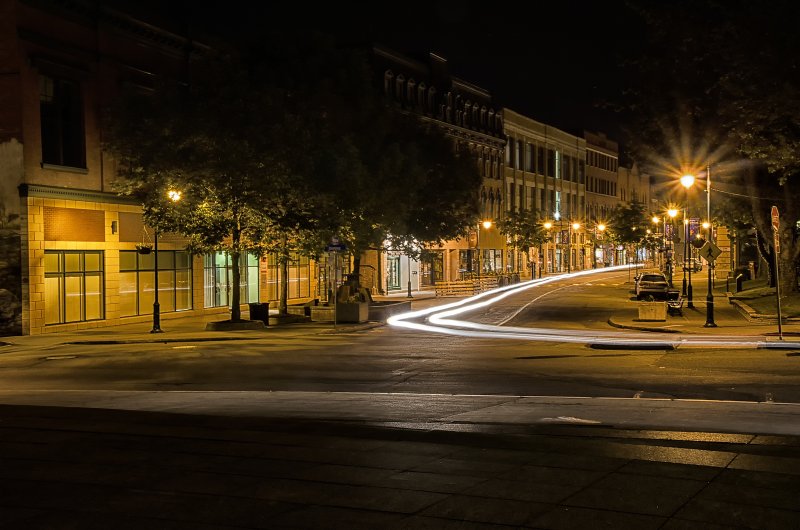 Вечерние улицы города