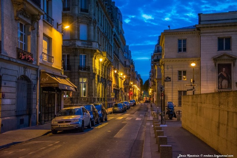 Вечерние улочки Парижа
