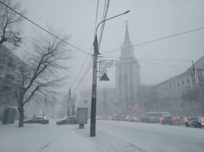 Петровский сквер Воронеж зимой