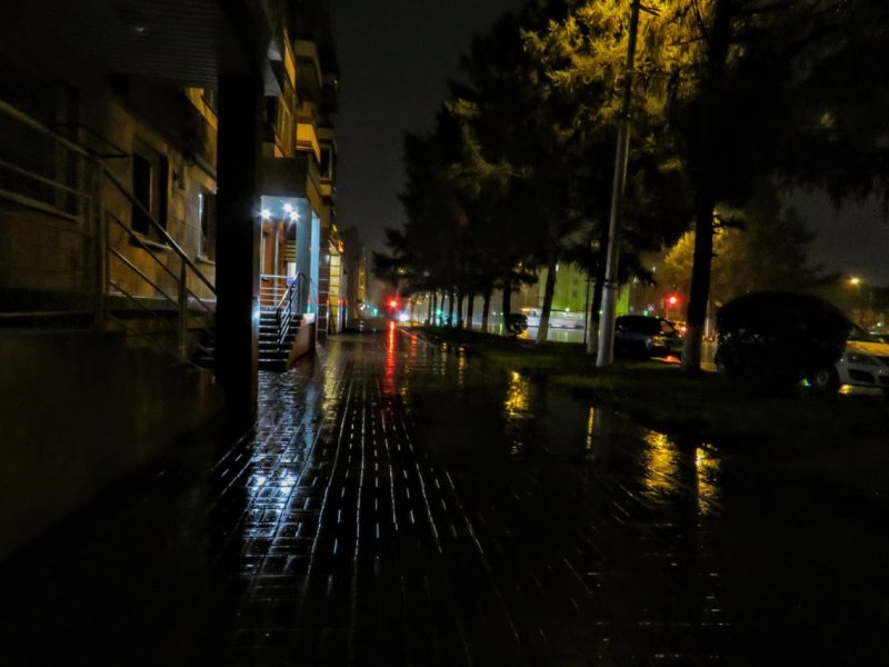 Ночь трасса дождь