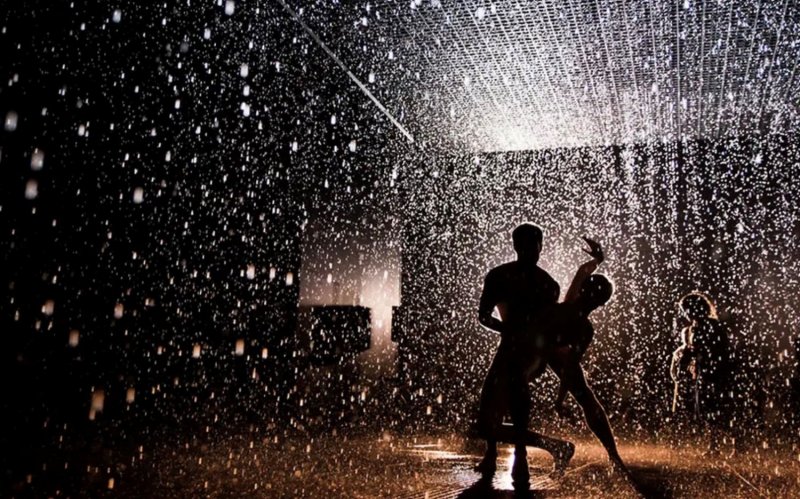 Грязные танцы под дождем