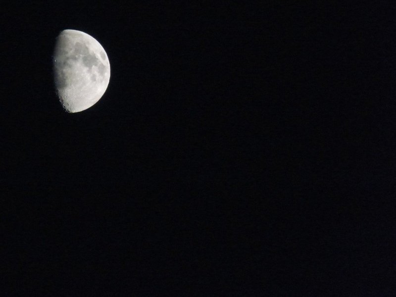 Темная Луна