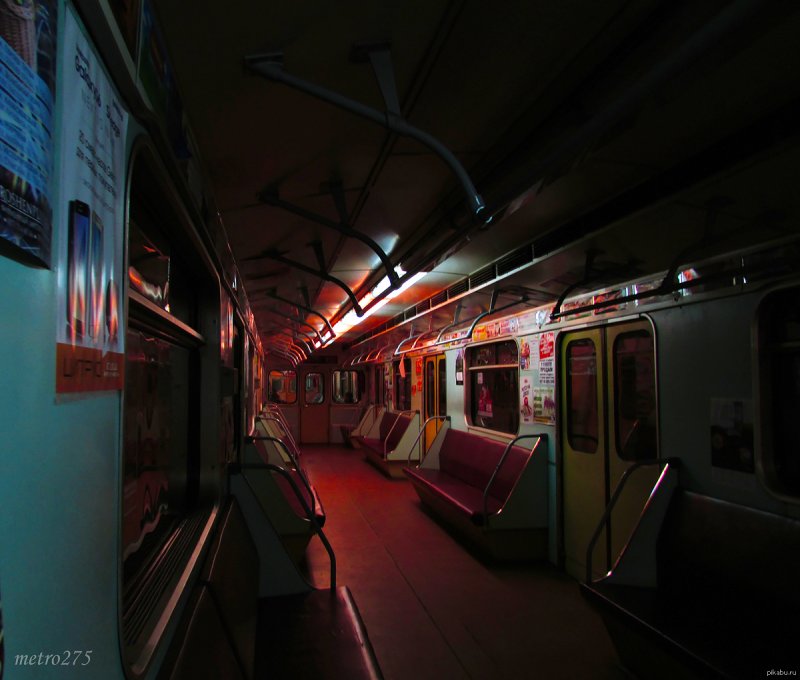 Пустое метро