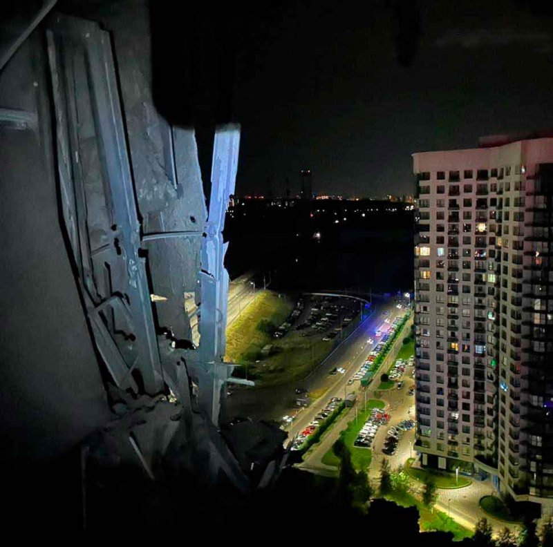 Ночные окна домов