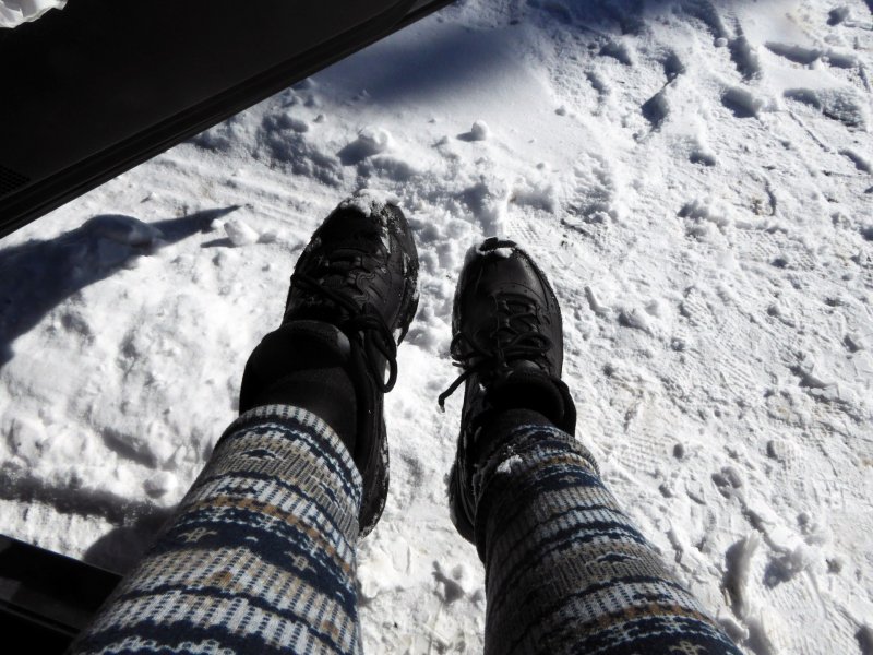 Ботинки в снегу