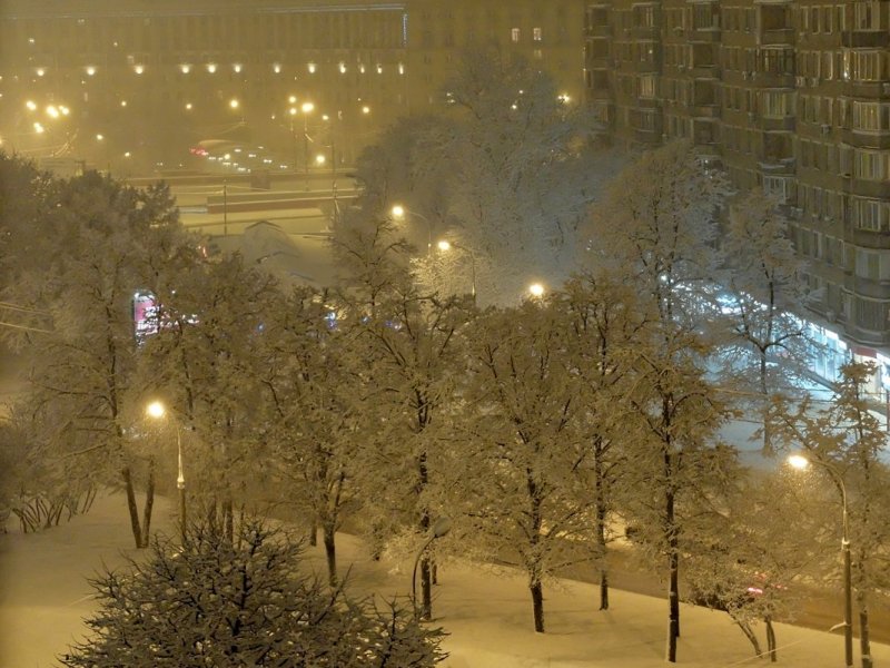 Снег за окном Россия
