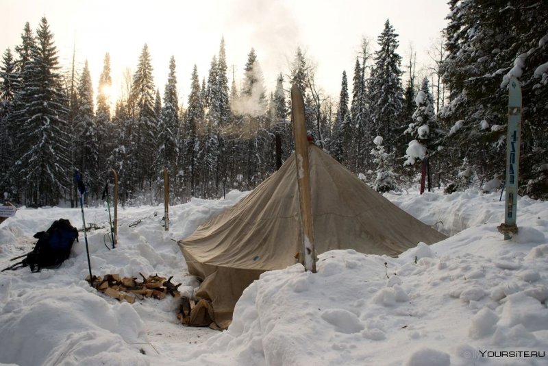 Палатка шалаш для зимнего похода
