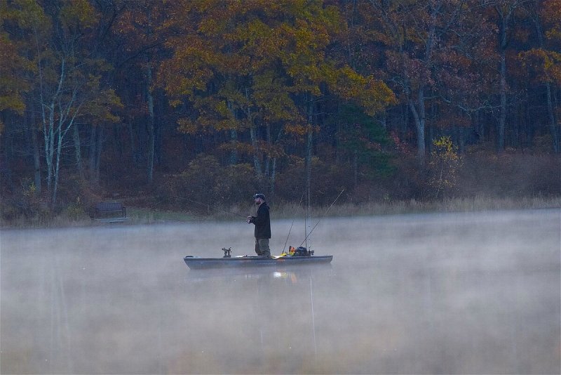 Лодка озеро туман