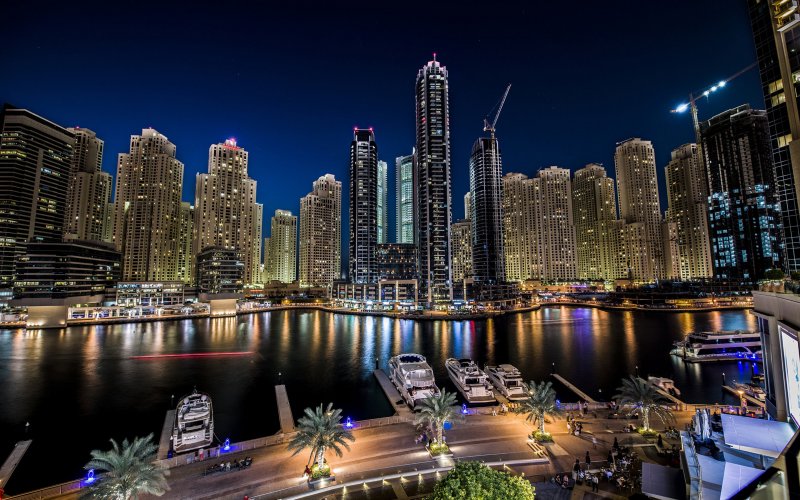 Город Дубай высотки