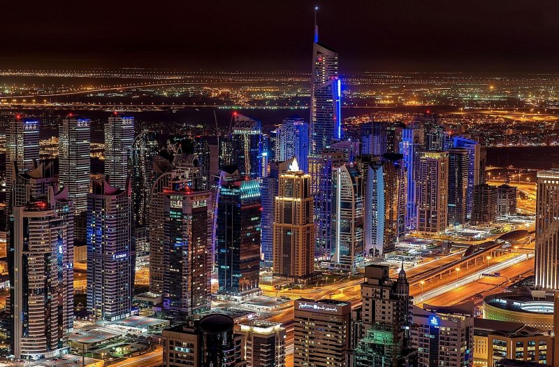 Дубай ОАЭ ночью