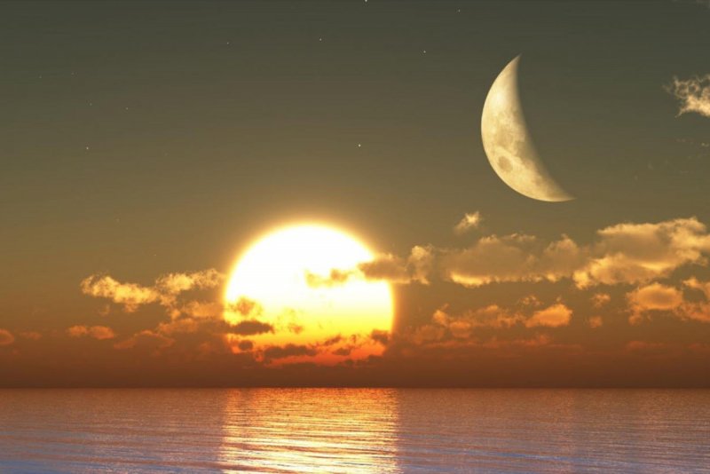 Луна и солнце одновременно