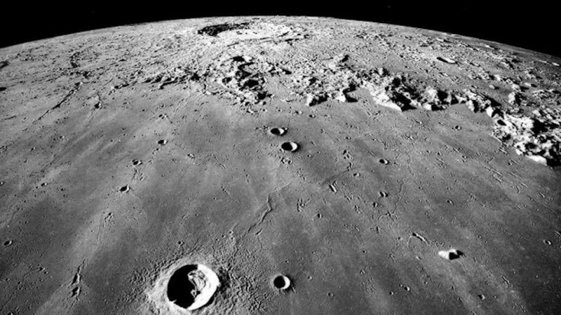 Лунный кратер Невада