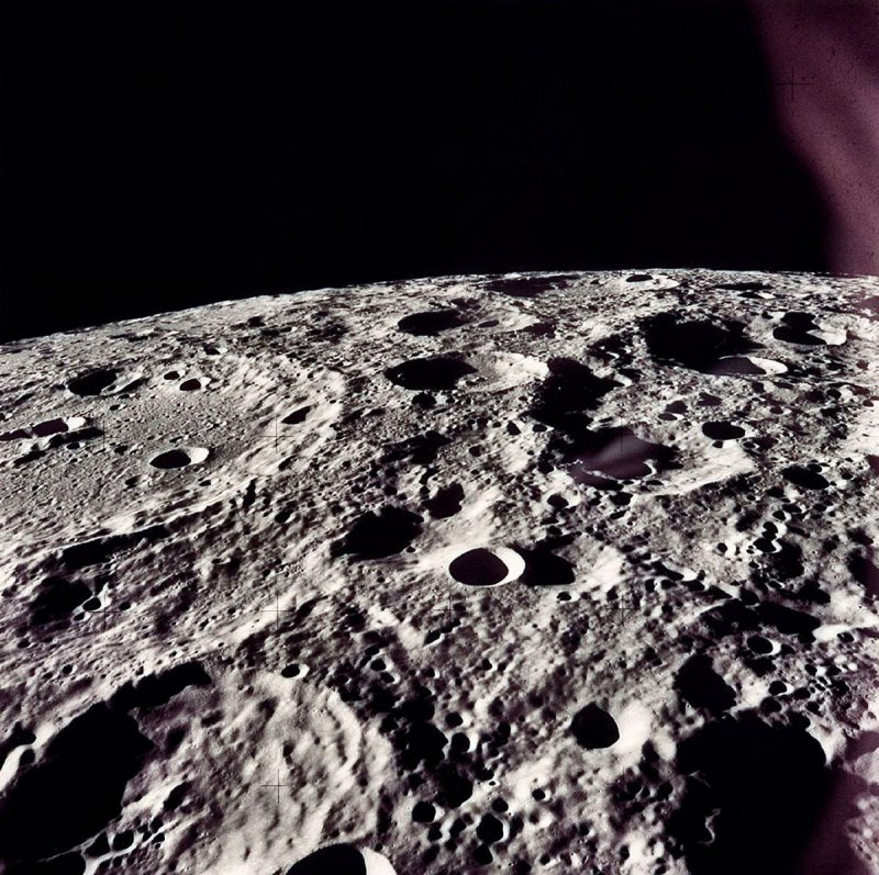 Аполлон 13 снимки Луны