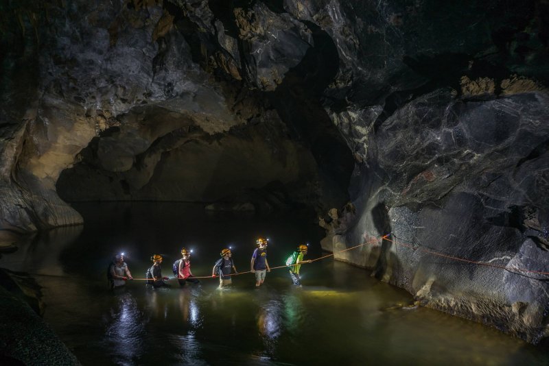 Пещера сон Доонг (son g), Вьетнам.