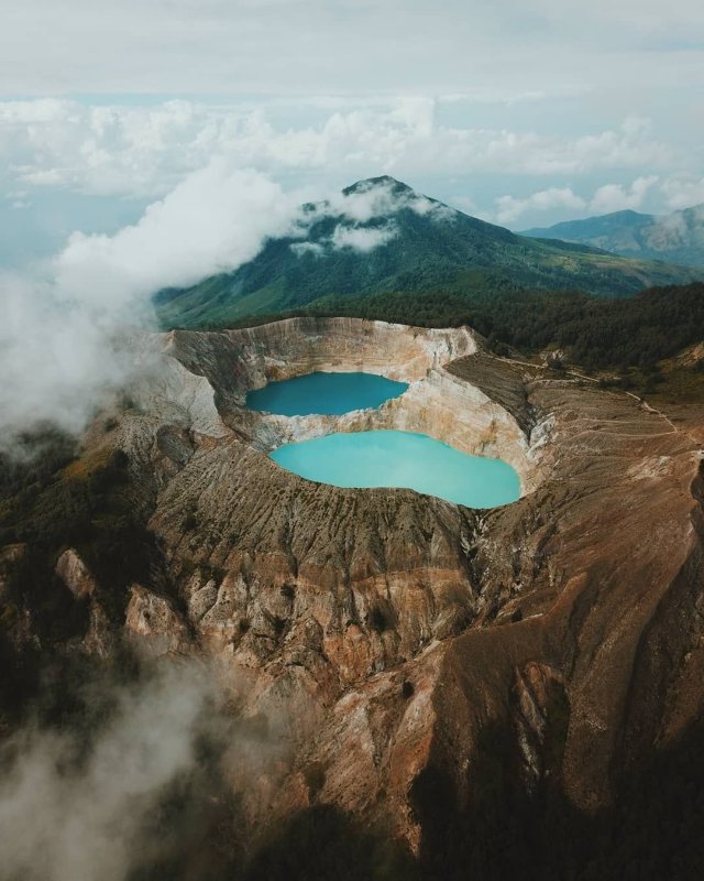 Озеро Келимуту Индонезия