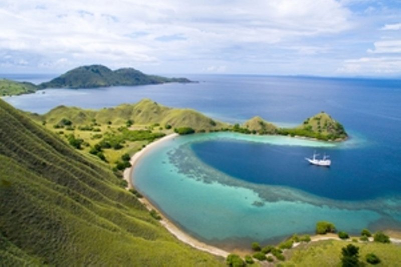 Озеро Комодо Индонезия