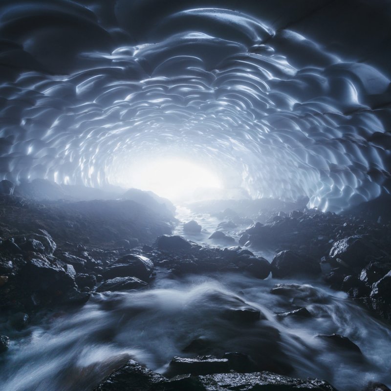 Ледяной туннель