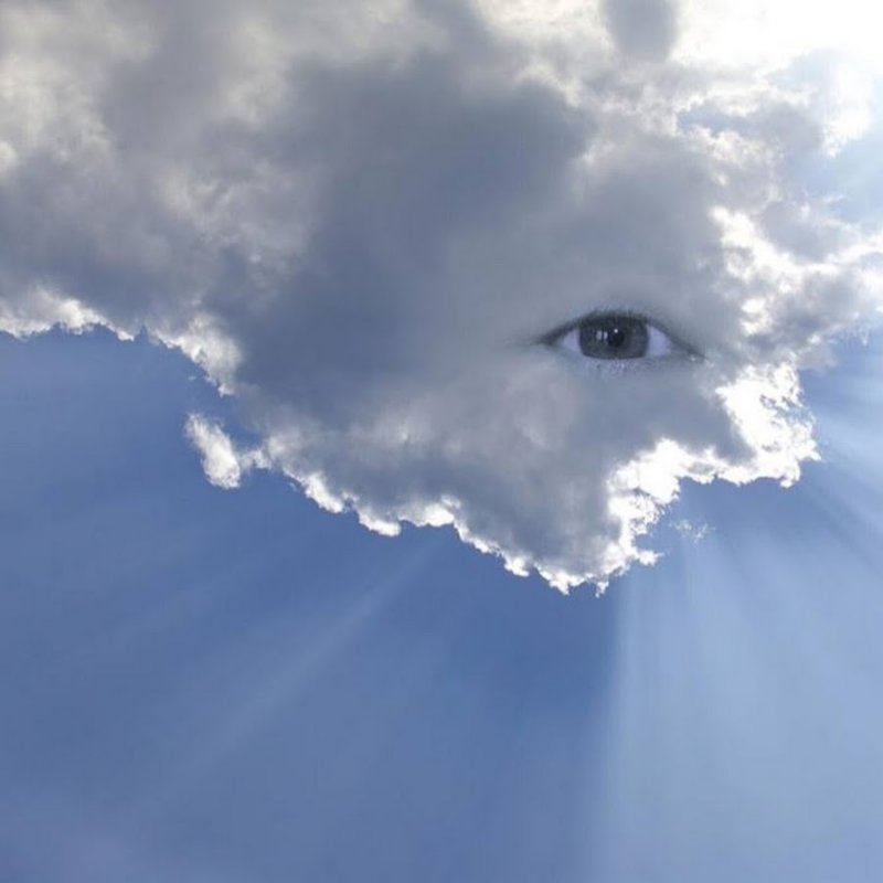 Божий глаз в небе