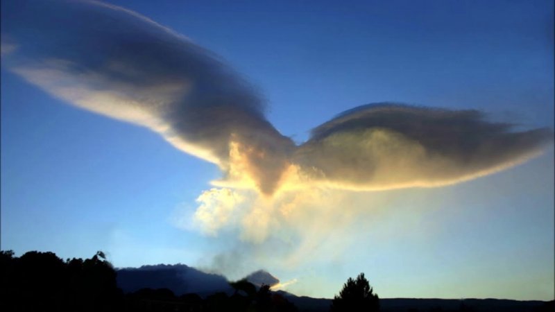 Интересные формы облаков