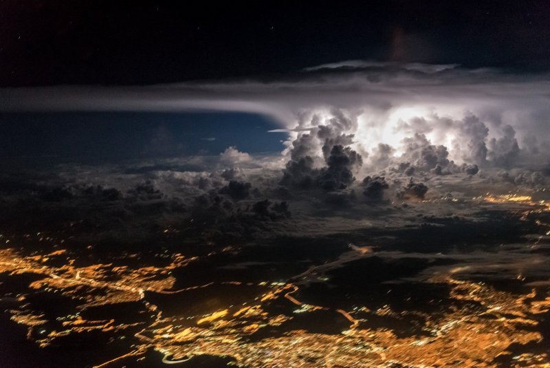 Снимки из космоса облачность