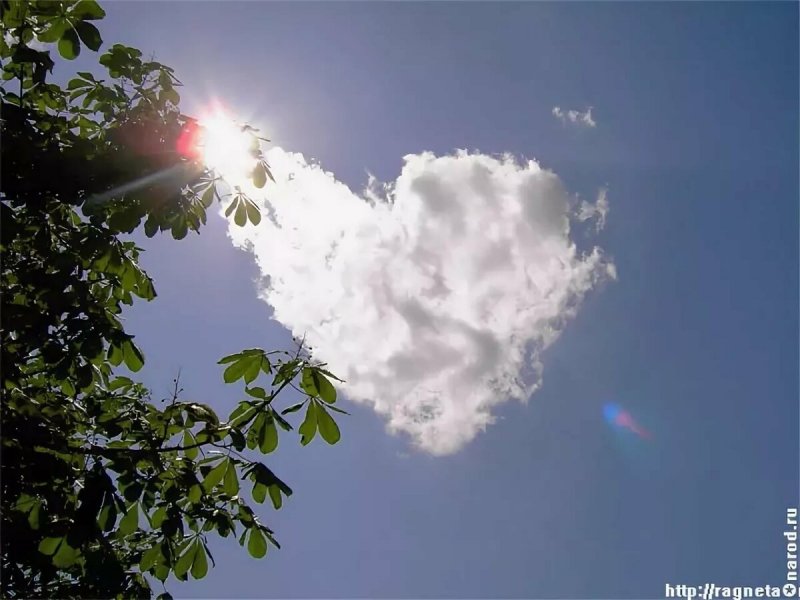 Облако в виде сердечка