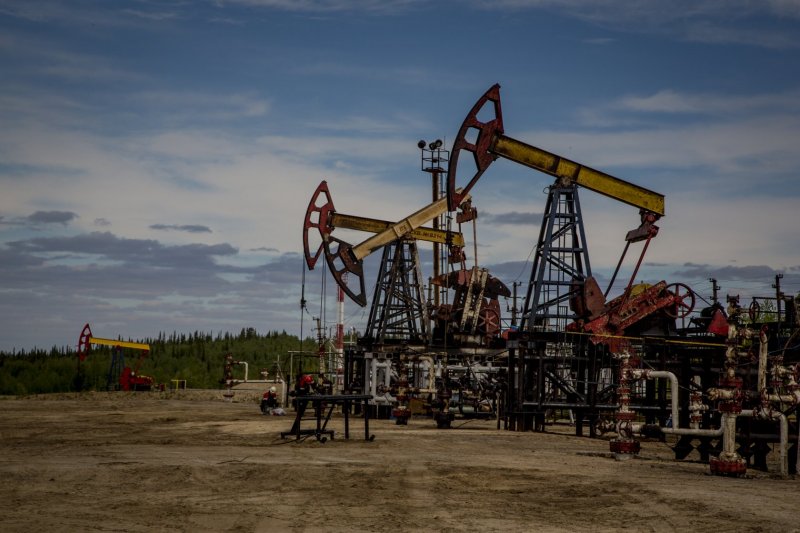 Добыча нефти Усинск
