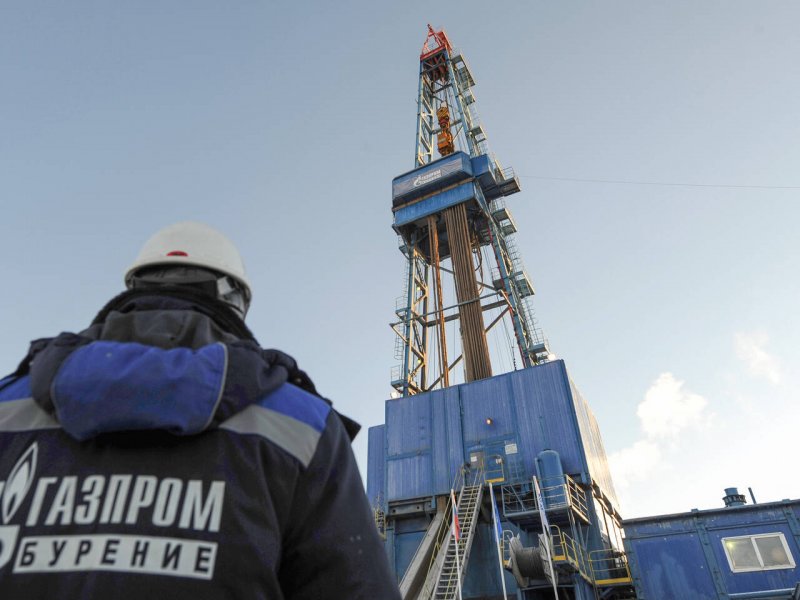 Буровая вышка Газпром бурение