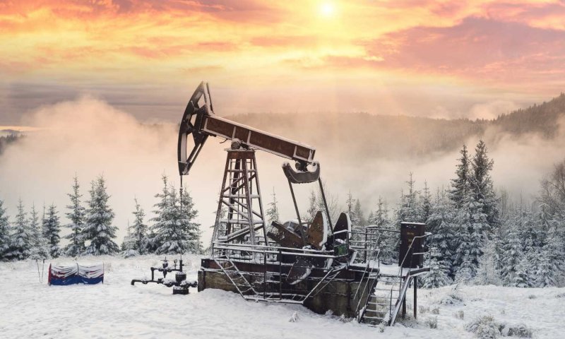Нефтяная вышка нефтедобыча тундра