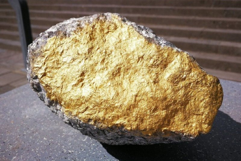 Самый большой самородок золота в Австралии