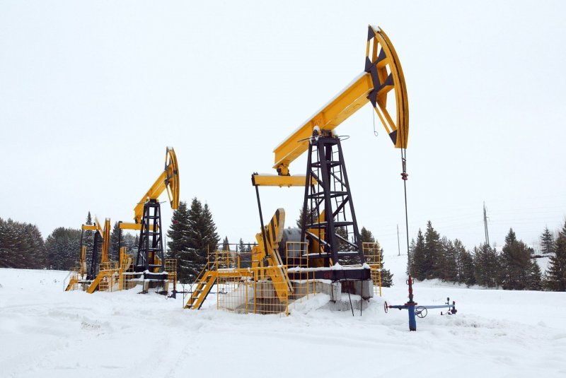 Нефтяная вышка Роснефть